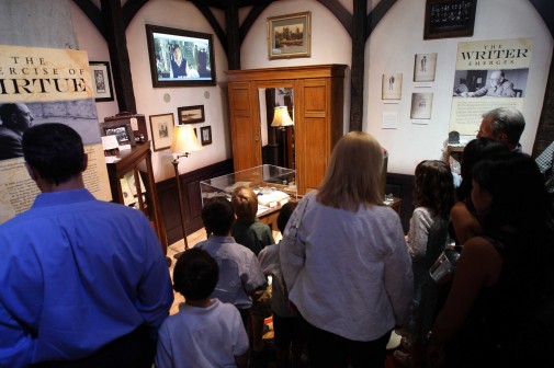 The wardrobe was featured at the Narnia exhibition opening in Phoenix, Ariz., in 2008 