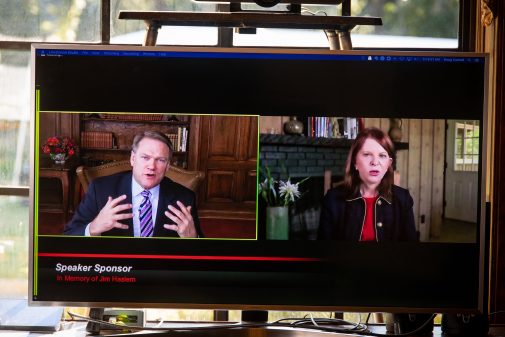 President Beebe asks a question about crisis management to historian Nancy Koehn